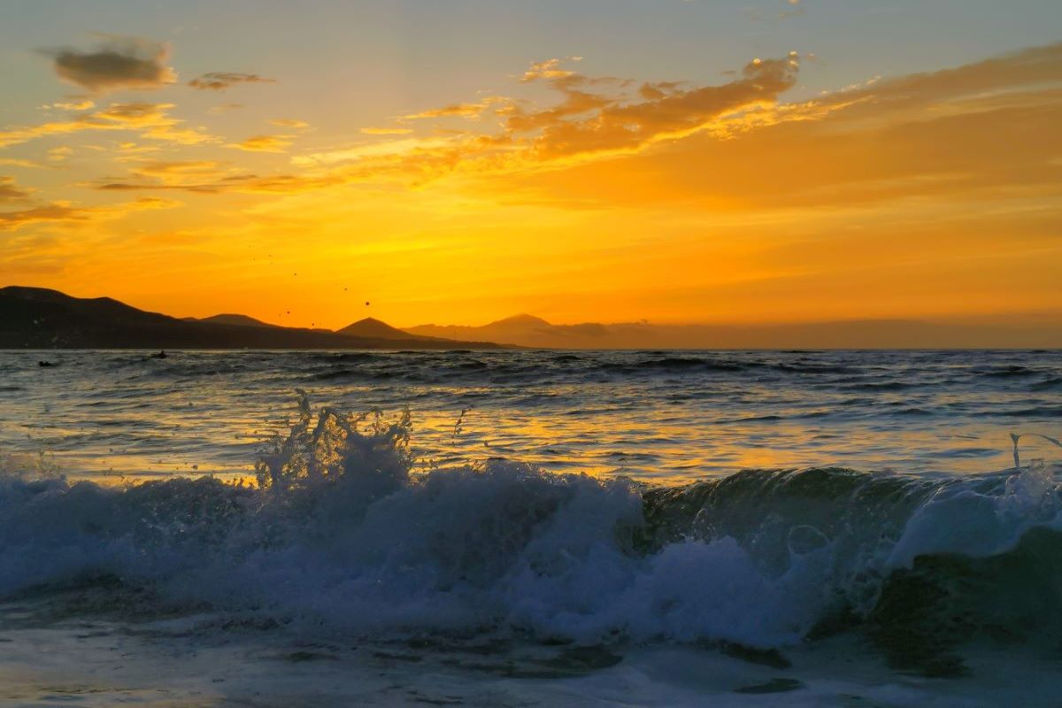 sunset-over-the-ocean-las-palmas-gran-canaria